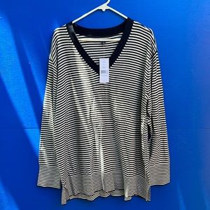 New with tags. Tommy Hilfiger navy striped v-neck sweater. Size XXL.